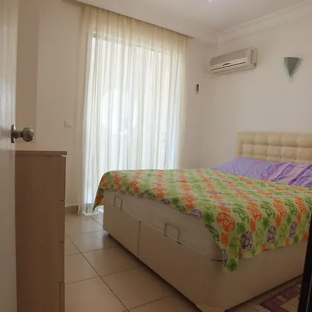 Emniyet Apartment